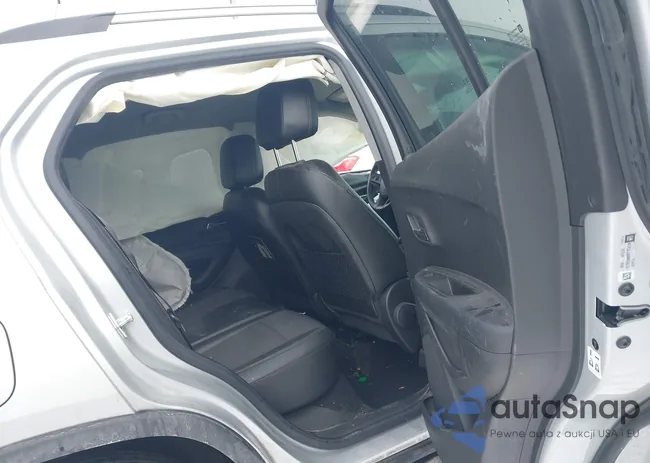 KL7CJLSB8MB326713: 44301712