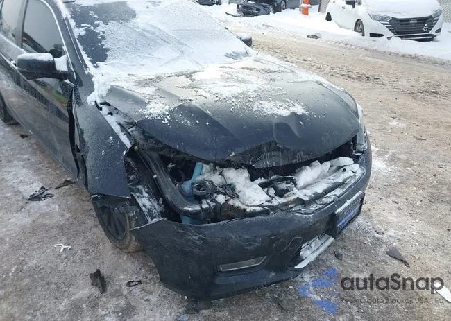 1HGCR2F84DA041454: 44301795