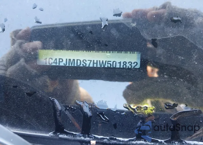 1C4PJMDS7HW501832: 44301814