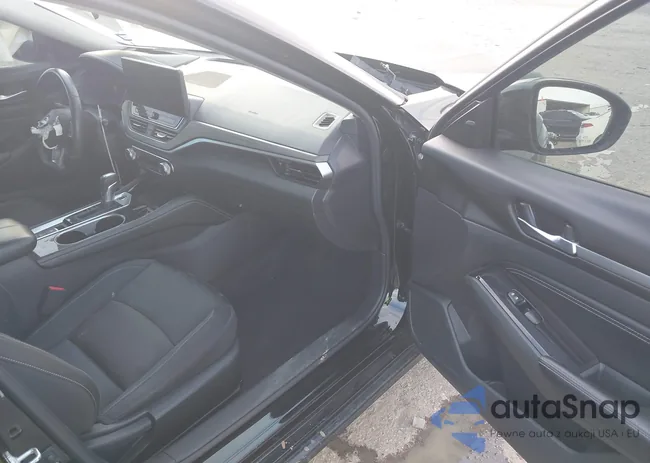 1N4BL4DV6PN306152: 44301841