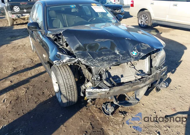 WBAPK7C51BA818341: 44301915