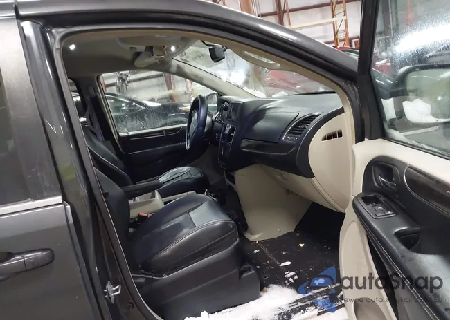 2C4RC1BG0CR306060: 44303036