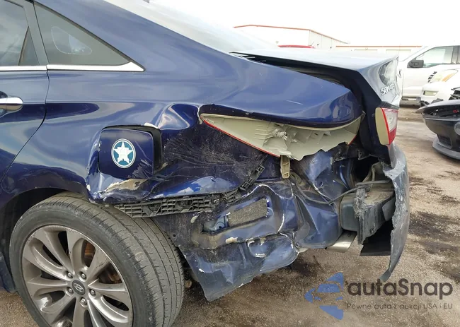 5NPEC4AC7DH565108: 44303044