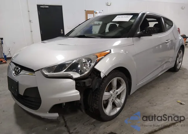 KMHTC6AD0EU200266: 44303082