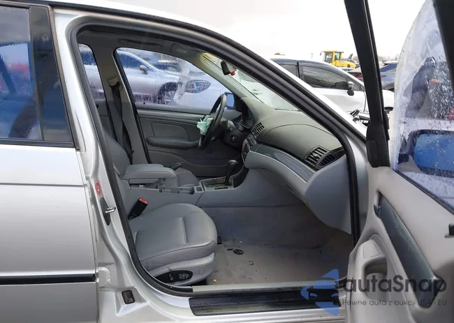 WBAAM3337XCA84844: 44303100