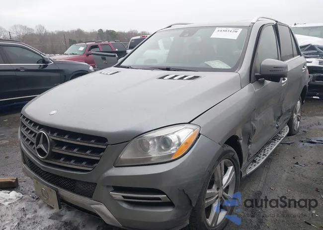 4JGDA5HB9DA174808: 44303120