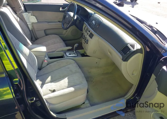 5NPET46C16H081057: 44303133