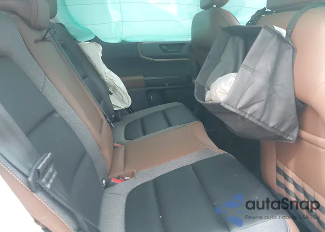 3FMCR9C67RRF08255: 44303137