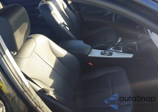 WBA3C3C51DF979170: 44303190