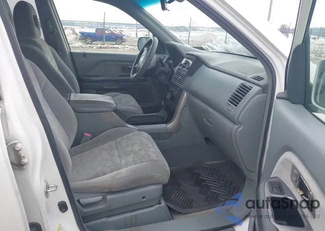 2HKYF18484H554376: 44303204