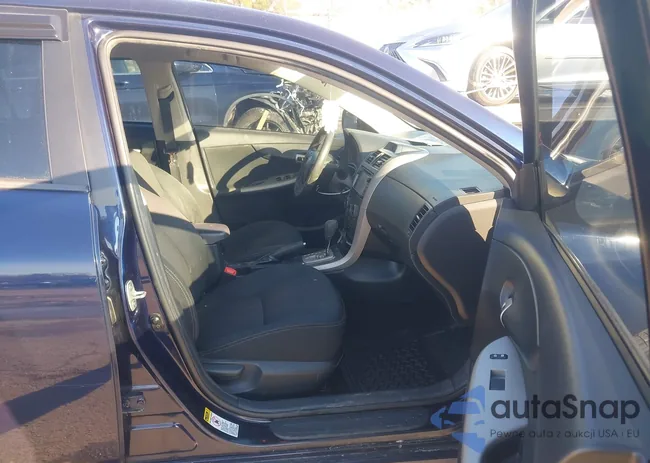 2T1BU4EE9DC040890: 44303207