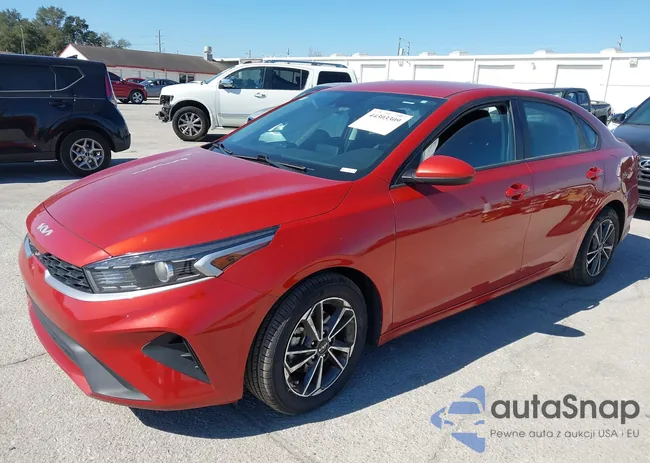 3KPF24AD0PE660960: 44303309