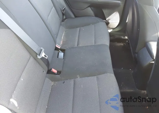 3KPF24AD0PE660960: 44303309