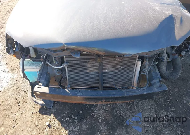 2T1BU4EE9DC945968: 44303332