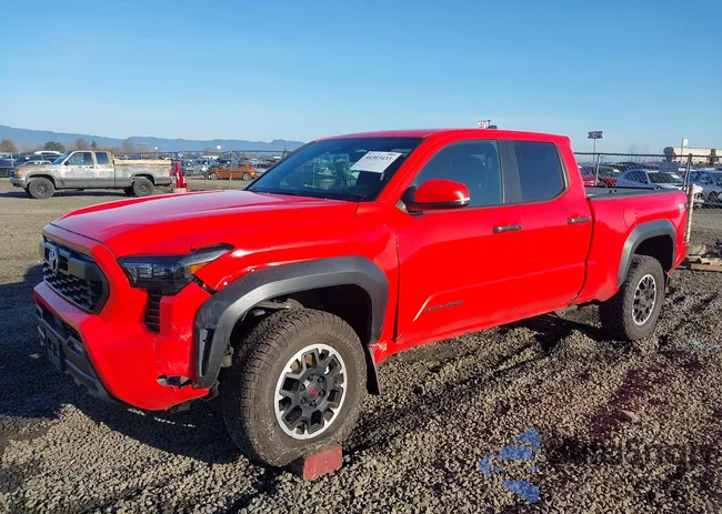 3TYLB5JN7RT015205: 44303433