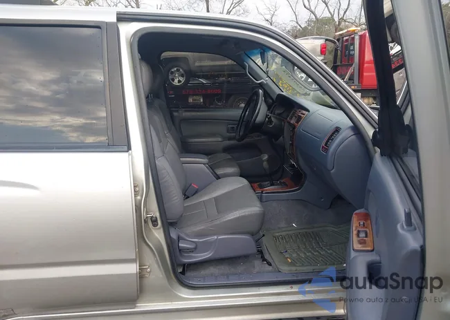 JT3GN86R8Y0177187: 44303472