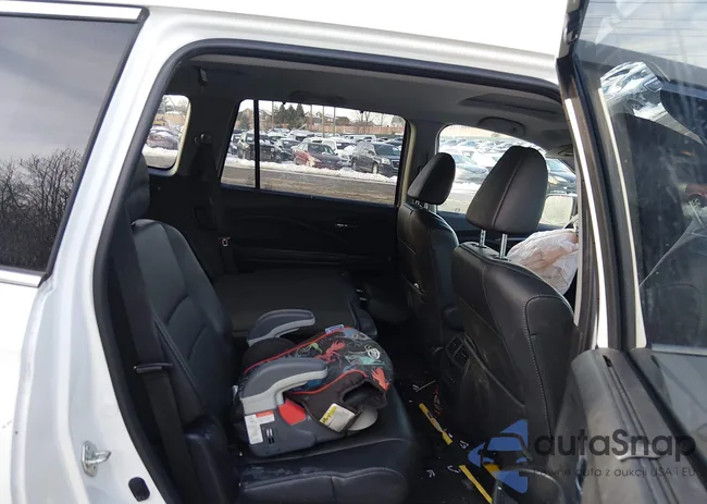 5FNYF6H58KB027441: 44303505