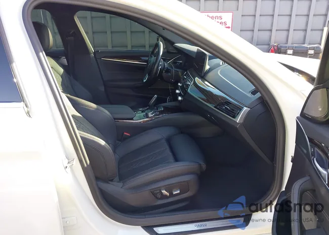 WBA13AG08MCF44449: 44303520