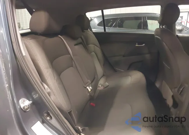 KNDPBCAC9G7877140: 44303564