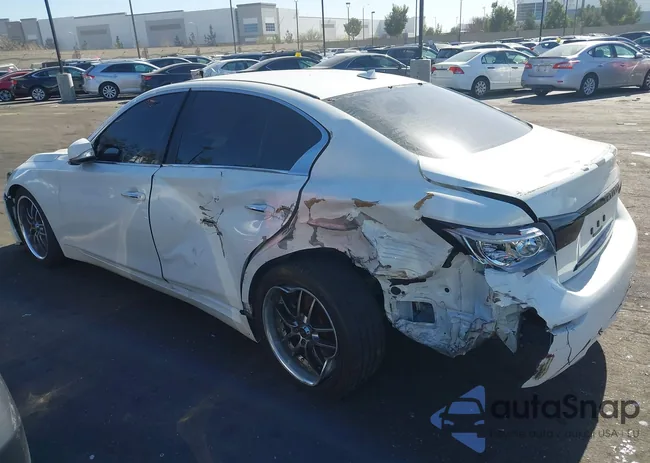 JN1BV7AP6FM335542: 44303576