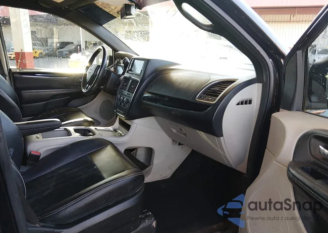 2C4RDGCG3HR666641: 44303582