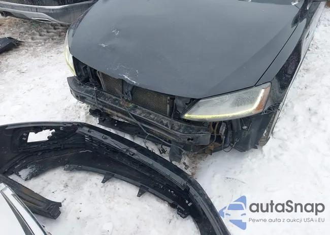 3VW4T7AJ9HM201510: 44302704