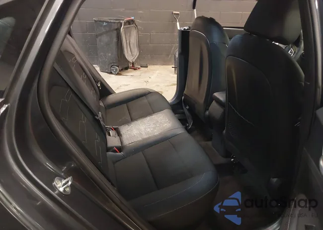 3KPF54AD2PE529343: 44302764