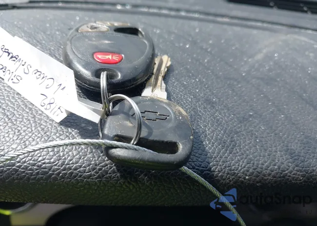 1GCRCSE03BZ201229: 44302800