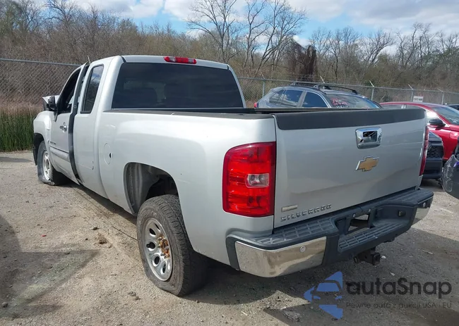 1GCRCSE03BZ201229: 44302800