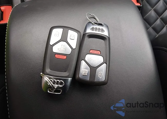 WA1B4AFY8N2039537: 44302804