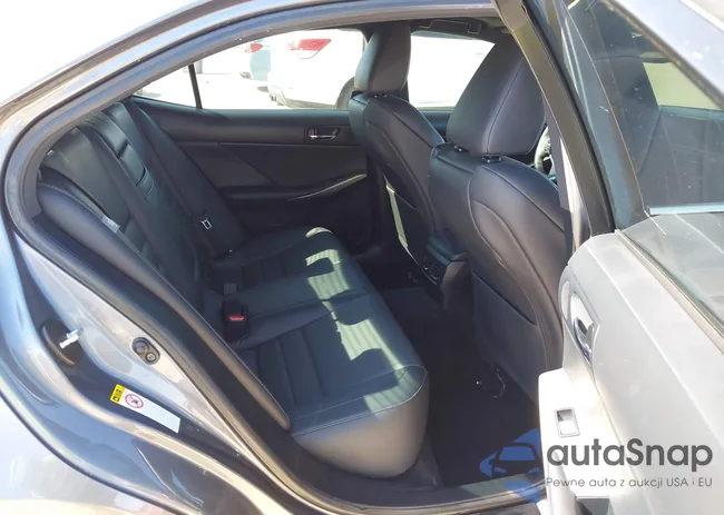 JTHBE1D22E5002692: 44302871