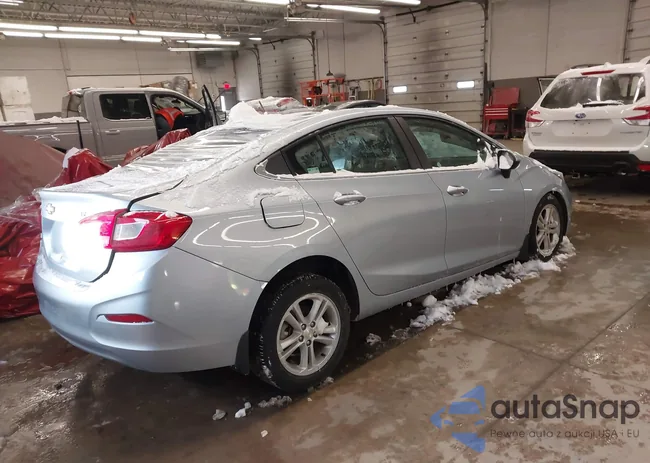 1G1BE5SM2H7205578: 44302903