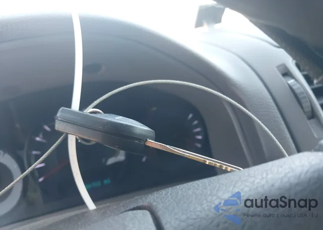 3FAHP0JA2BR213532: 44304045