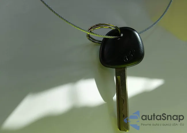 KMHTC6AD1EU183042: 44304056