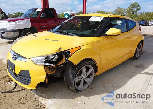 KMHTC6AD1EU183042: 44304056