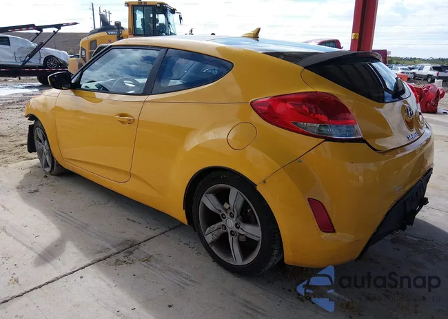 KMHTC6AD1EU183042: 44304056