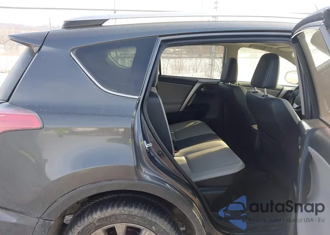 JTMDJREV0GD016483: 44304079