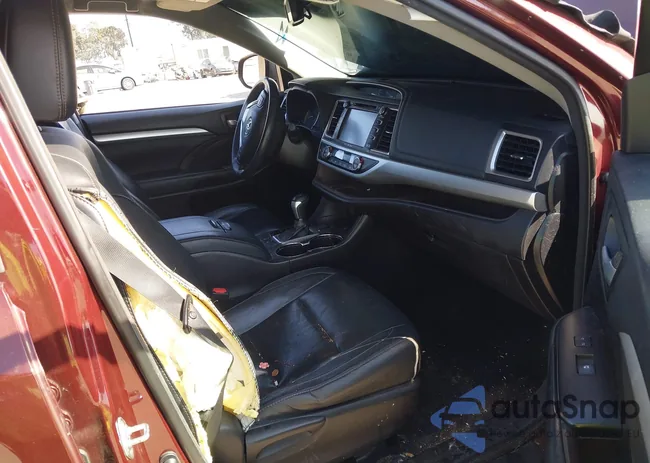 5TDJKRFH2GS308889: 44304083