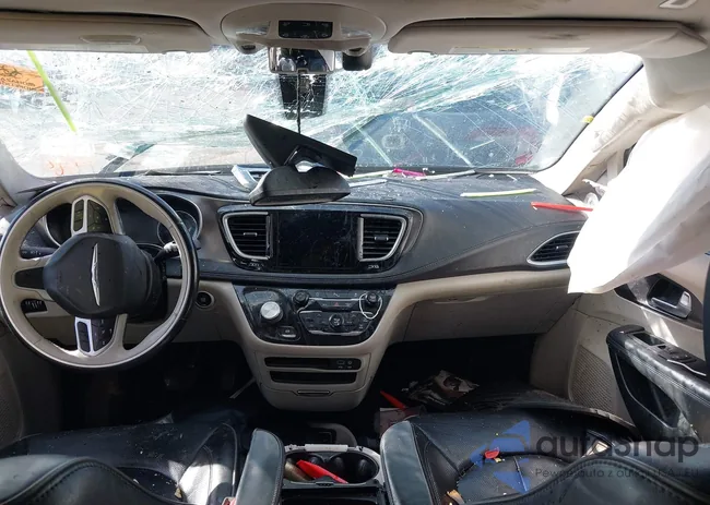 2C4RC1GG9JR272402: 44304106