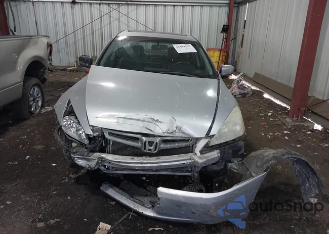 1HGCM56885A046481: 44304137