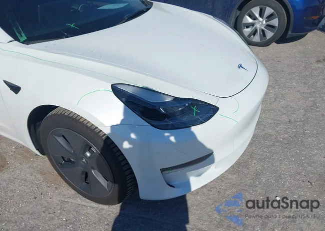 5YJ3E1EA3PF652614: 44304168