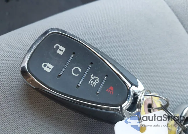 1G1ZE5ST4GF264240: 44304190