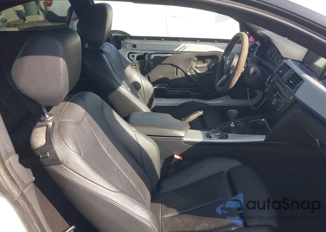 WBA3N3C59FF712906: 44304239