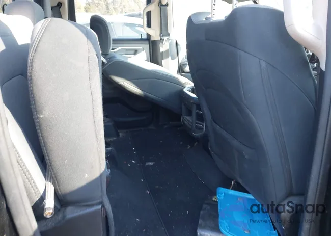 1C6SRFBT1LN224370: 44304258