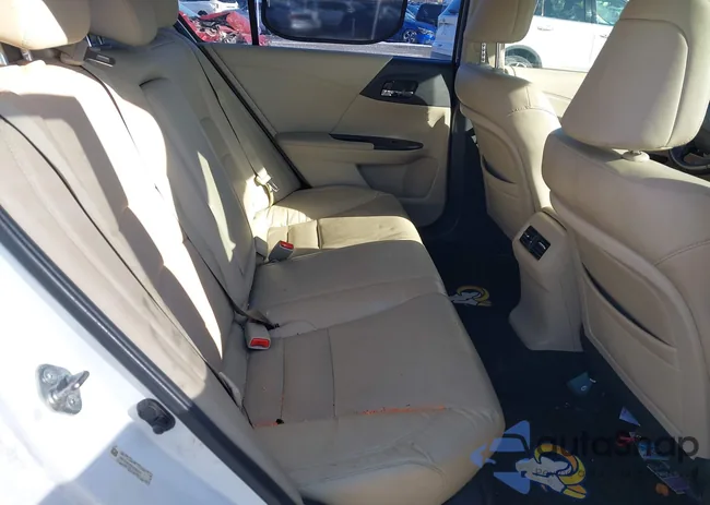 1HGCR3F85EA028347: 44304347