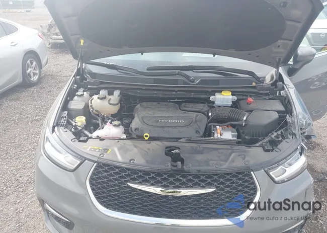 2C4RC1L79PR614624: 44304417