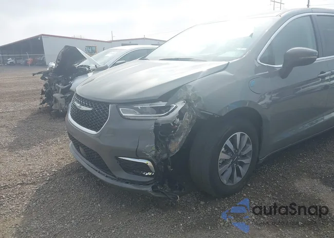 2C4RC1L79PR614624: 44304417