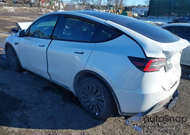 5YJYGDEE5MF118949: 44304477