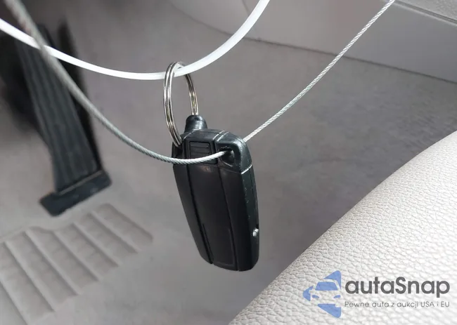 WBAUL73528VJ73927: 44304567