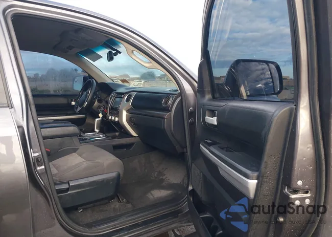 5TFDW5F17HX636866: 44304599